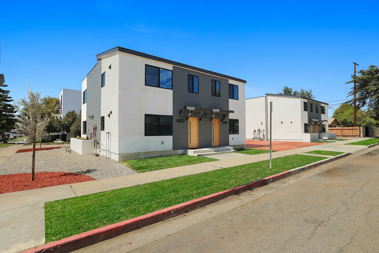 Primary Photo - 6453 Calhoun Ave