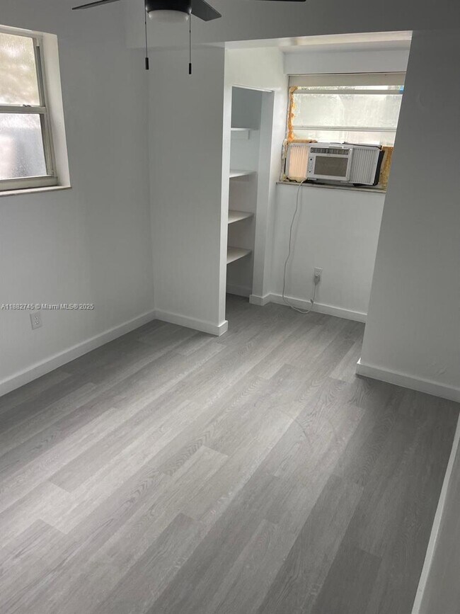 Foto del edificio - 814 N 24th Ave