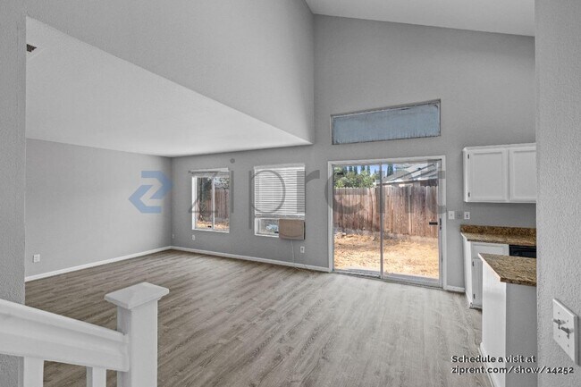 Building Photo - 2116 Yuba River Ct