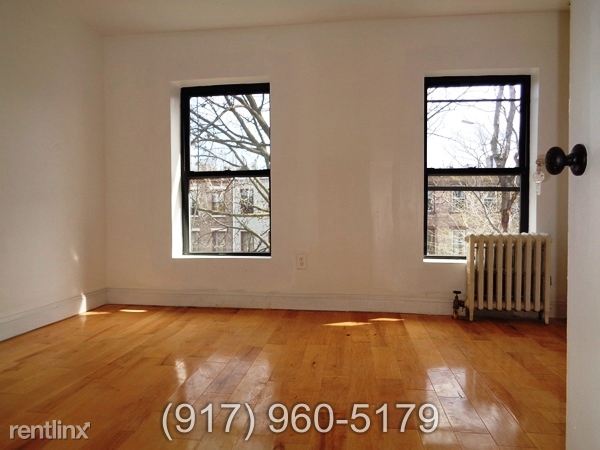 Building Photo - 156 Halsey St
