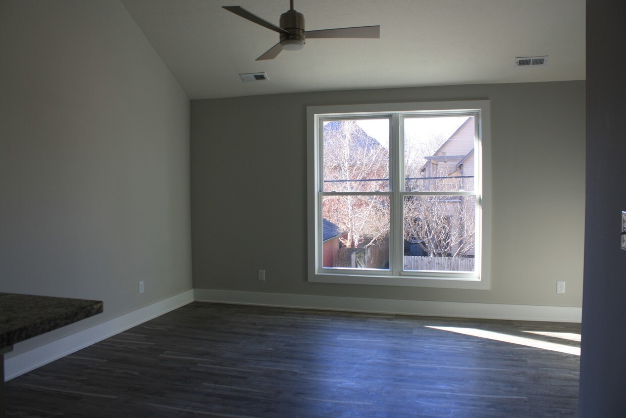 2334 N Delaware St, Indianapolis, IN 46205 Apartments at 2334 N