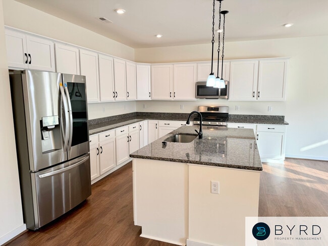 Building Photo - 18529 Palisades Rdg