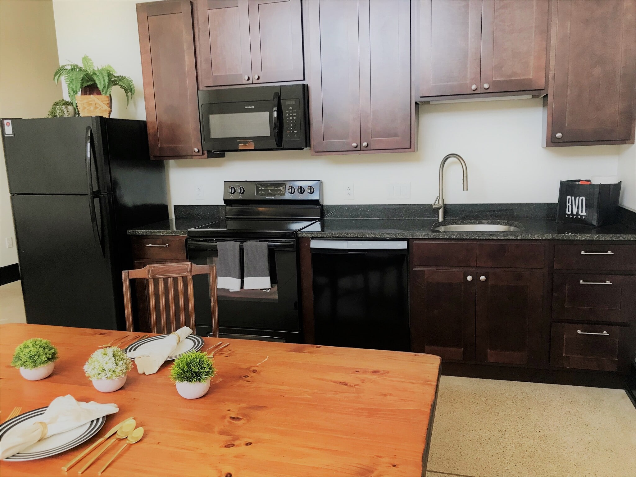 BVQ Lofts – photo 1