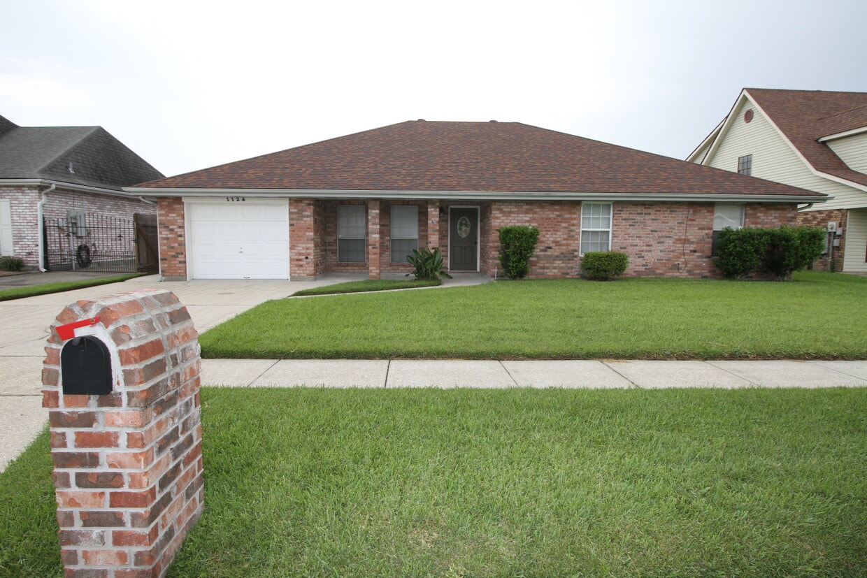 Photo - 1124 Orchid Dr (Harvey, LA)