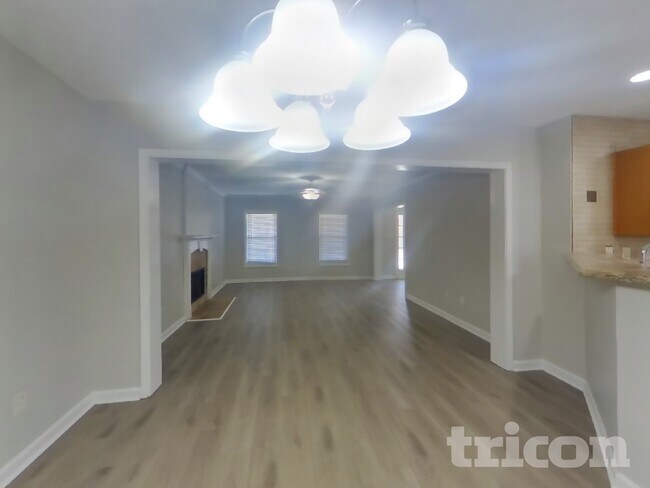 Foto del edificio - 3320 Cypress Club Trail