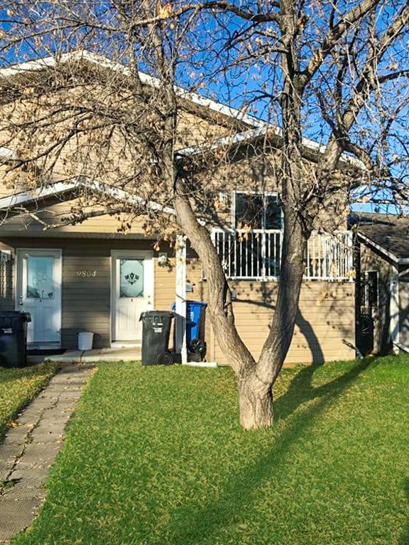 Primary Photo - 9804-98099 99 St
