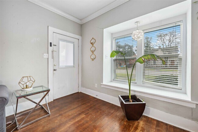 Foto del edificio - 2617 Cleburne St