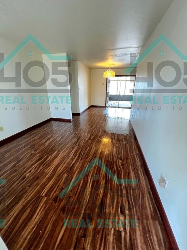 Building Photo - RENOVATED 3 bedroom in OKC