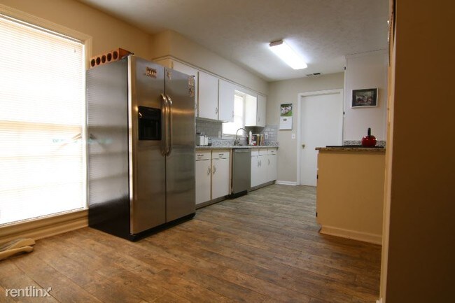 Building Photo - 4 br, 2 bath House - 4604 Woodruff Rd