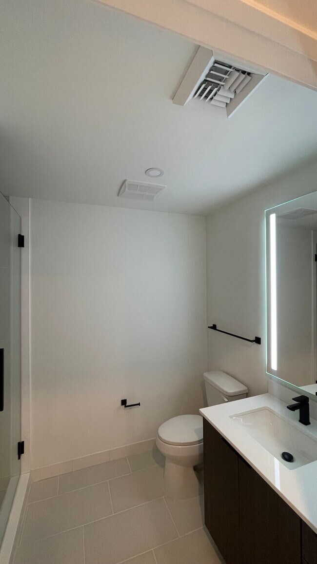 Foto del edificio - 108 NW 27th St
