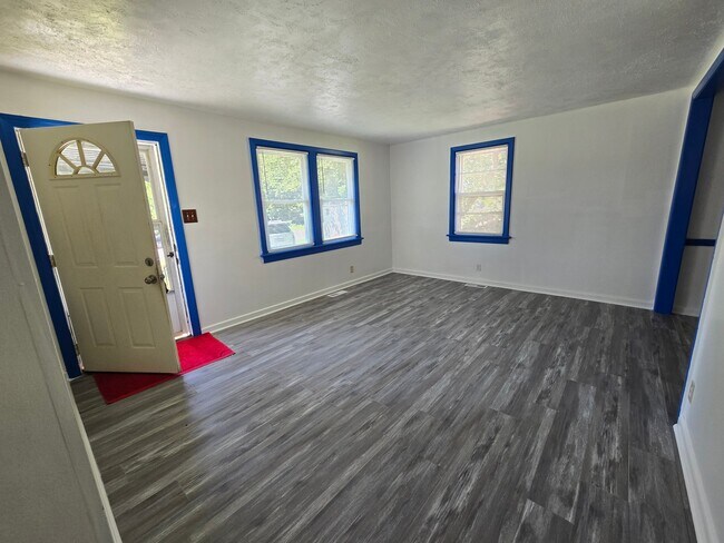Foto del edificio - 2312 Reed Rd