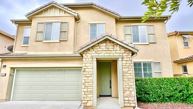 Foto del edificio - Beautifully Updated Two-Story Home in Lake Rancho Viejo Community, complete with Pool & Solar!