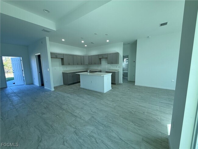 Foto del edificio - 1906 Vesper Ct