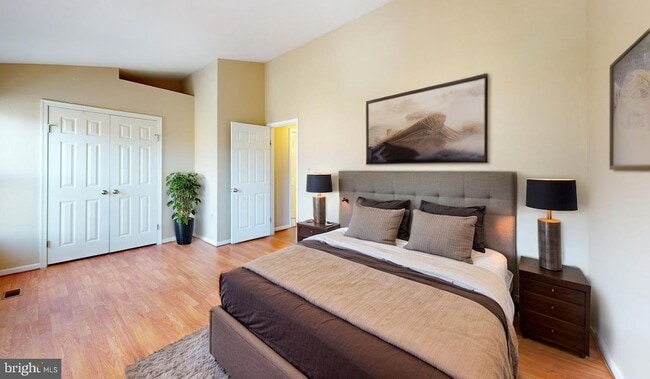 Foto del edificio - 5612 Gresham Ln
