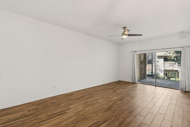 Building Photo - 2450 Wickersham Ln