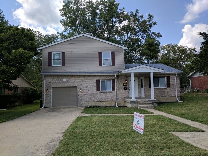 Primary Photo - Wonderful home with lots of living space