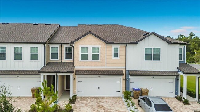 Foto del edificio - 2542 Grey Hawk Dr