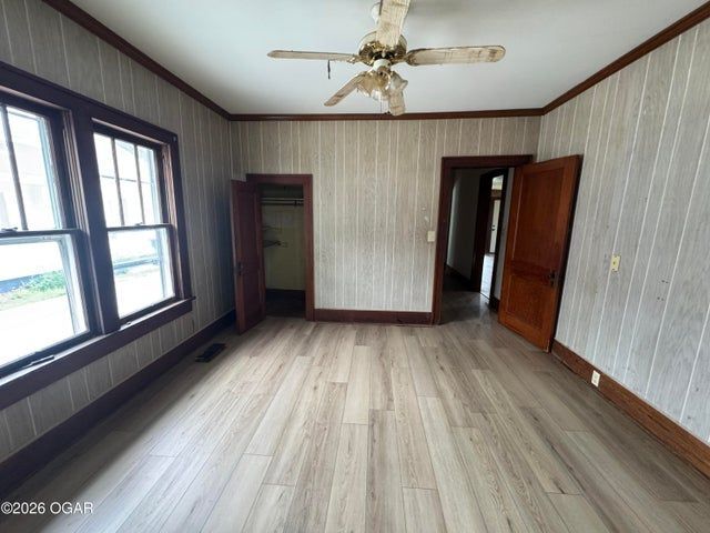 Foto del edificio - 427 E 15th St