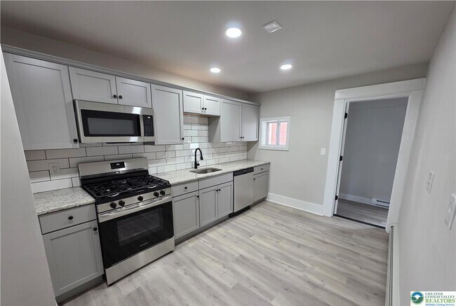 Building Photo - 161 W Wilkes Barre St