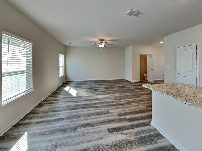 Building Photo - 257 Limestone Cir