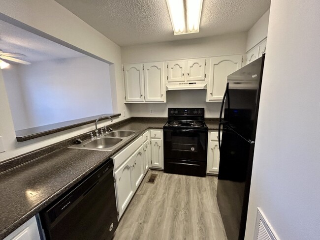 Building Photo - 3BD 2BA apartment for rent near TTU