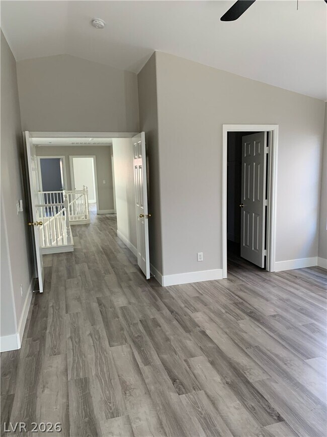 Foto del edificio - 1533 Sabatini Dr