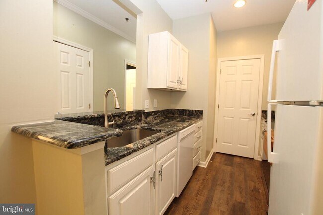Building Photo - 35552 E Atlantic Cir