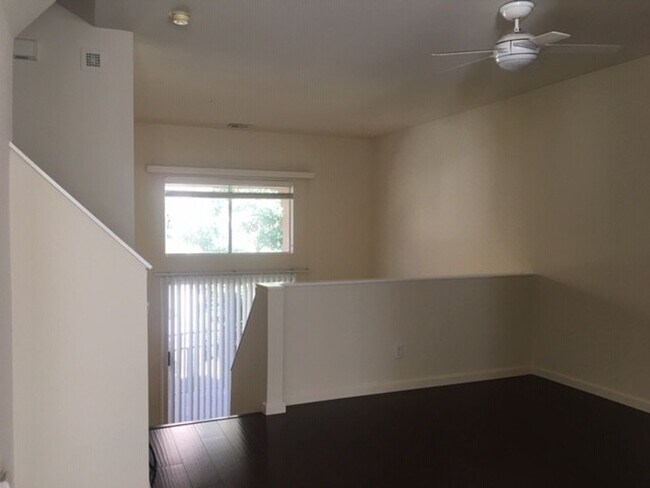 Foto del edificio - 3 Bedroom 2.5 Home in Whisman Station