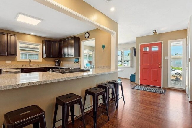 Building Photo - 5617 Dorothy Dr