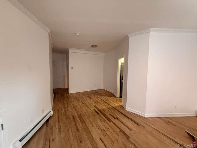 Building Photo - 102-39 66th Ave