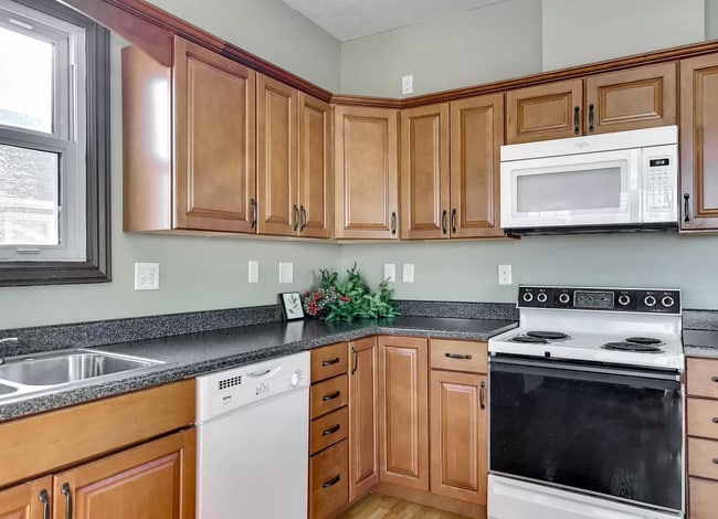 Building Photo - 923 N 49th St