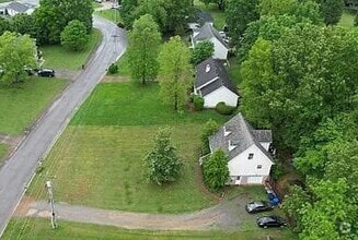 Building Photo - 117 Reidway Dr