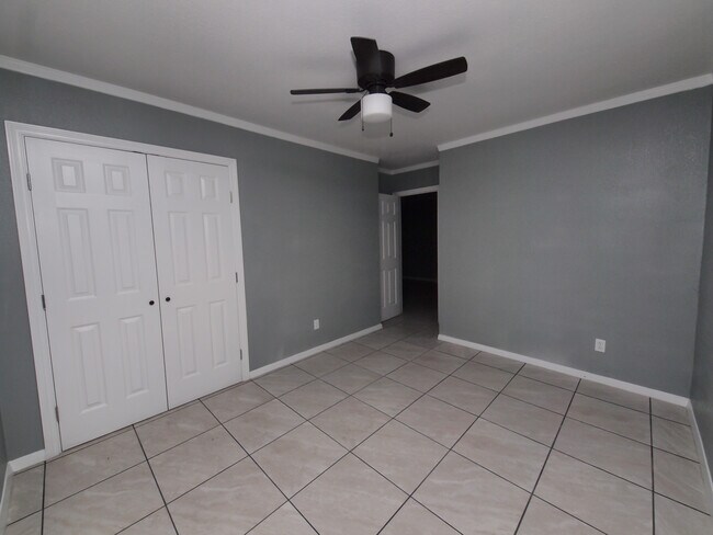 Foto del edificio - 1702 Silver Ave