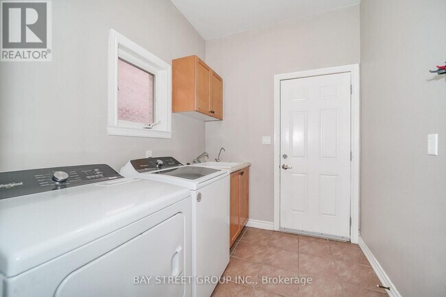 Building Photo - 23 Eagle Peak Dr