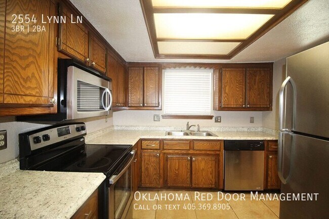 Foto del edificio - 2554 Lynn Ln