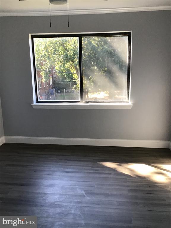 Foto principal - 5027 H St SE