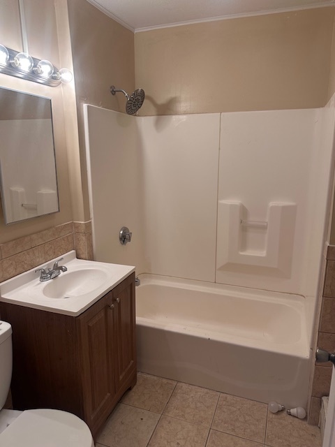 Bathroom - 45 Murray St