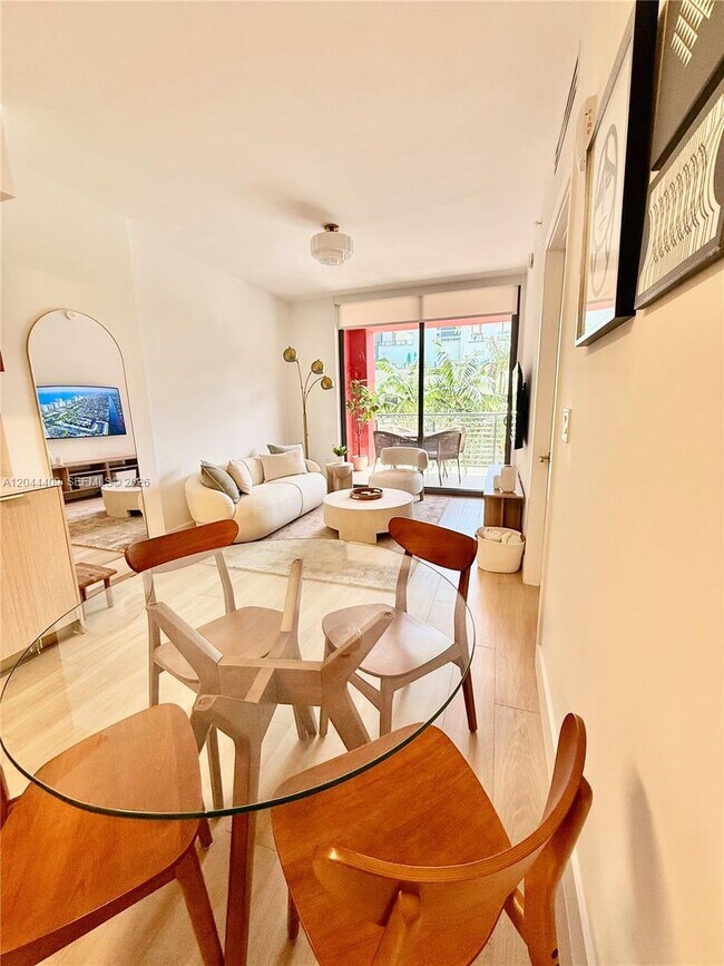 Foto del edificio - 90 NE 32nd St