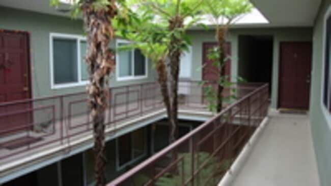 Building Photo - 474 Sherman Ave