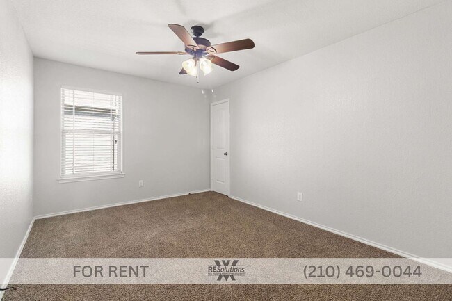 Foto del edificio - 939 Spello Cir