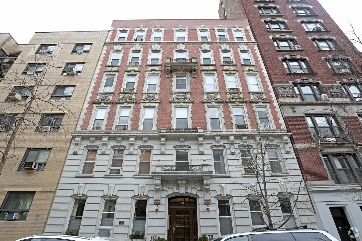 Foto del edificio - 320 W 84th St