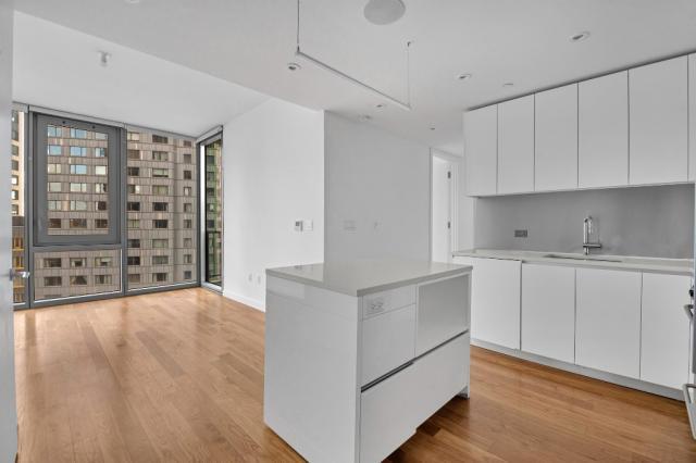 Foto del edificio - 2 bedroom in Brooklyn NY 11201