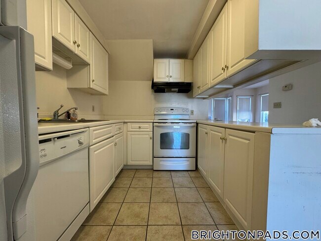 Foto del edificio - 8 Glencoe St