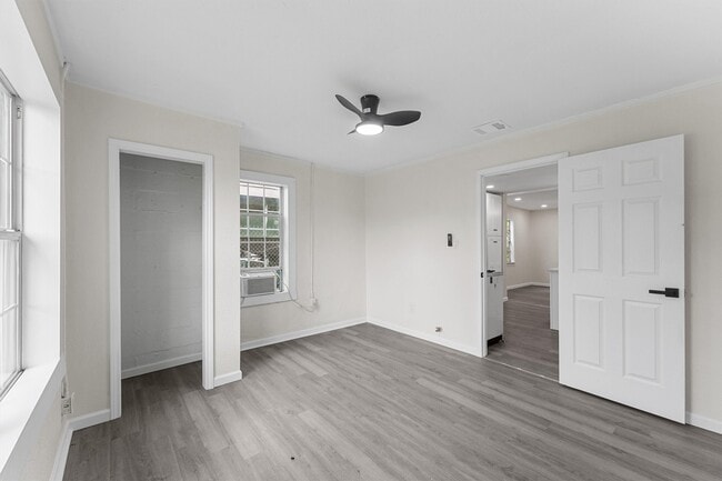 Building Photo - 4715 Engleford St