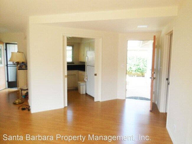 Foto del edificio - 1 br, 1.5 bath House - 5920 Encina Rd. # 1