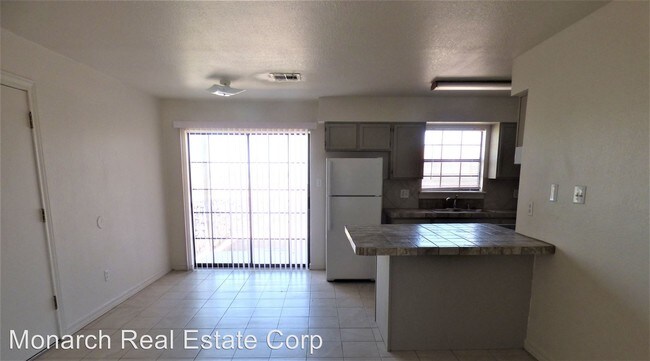Building Photo - 4060 Tellbrook Rd