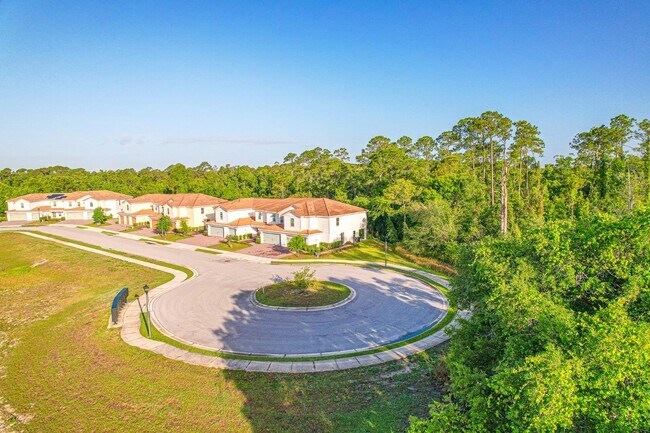 Foto del edificio - 703 Bay Leaf Dr