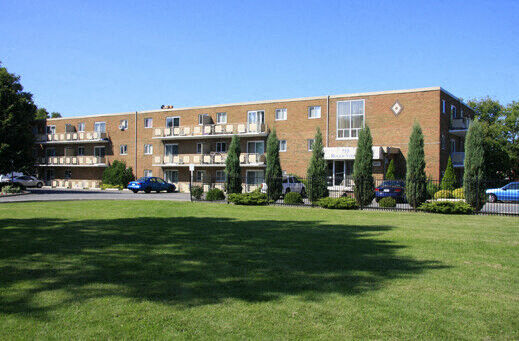 Building Photo - High Park Apartments