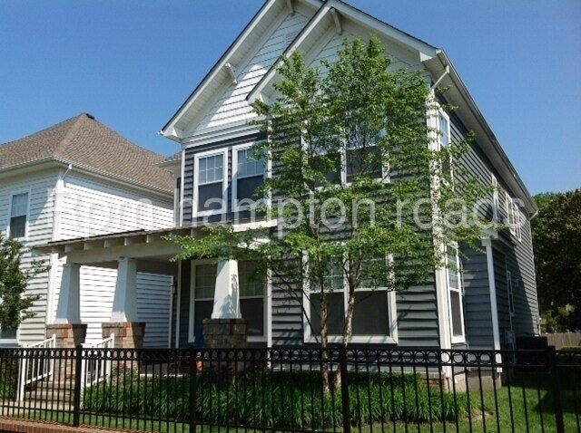 Primary Photo - 3209 Greenwood Dr