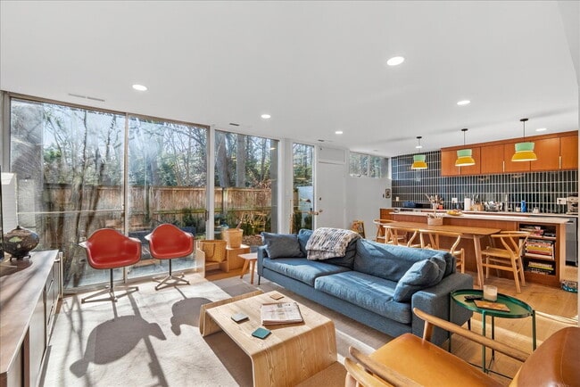 Photo - Unique 3BR / 1.5BA Mid-Century Townhome in Reston’s Iconic Hickory Cluster